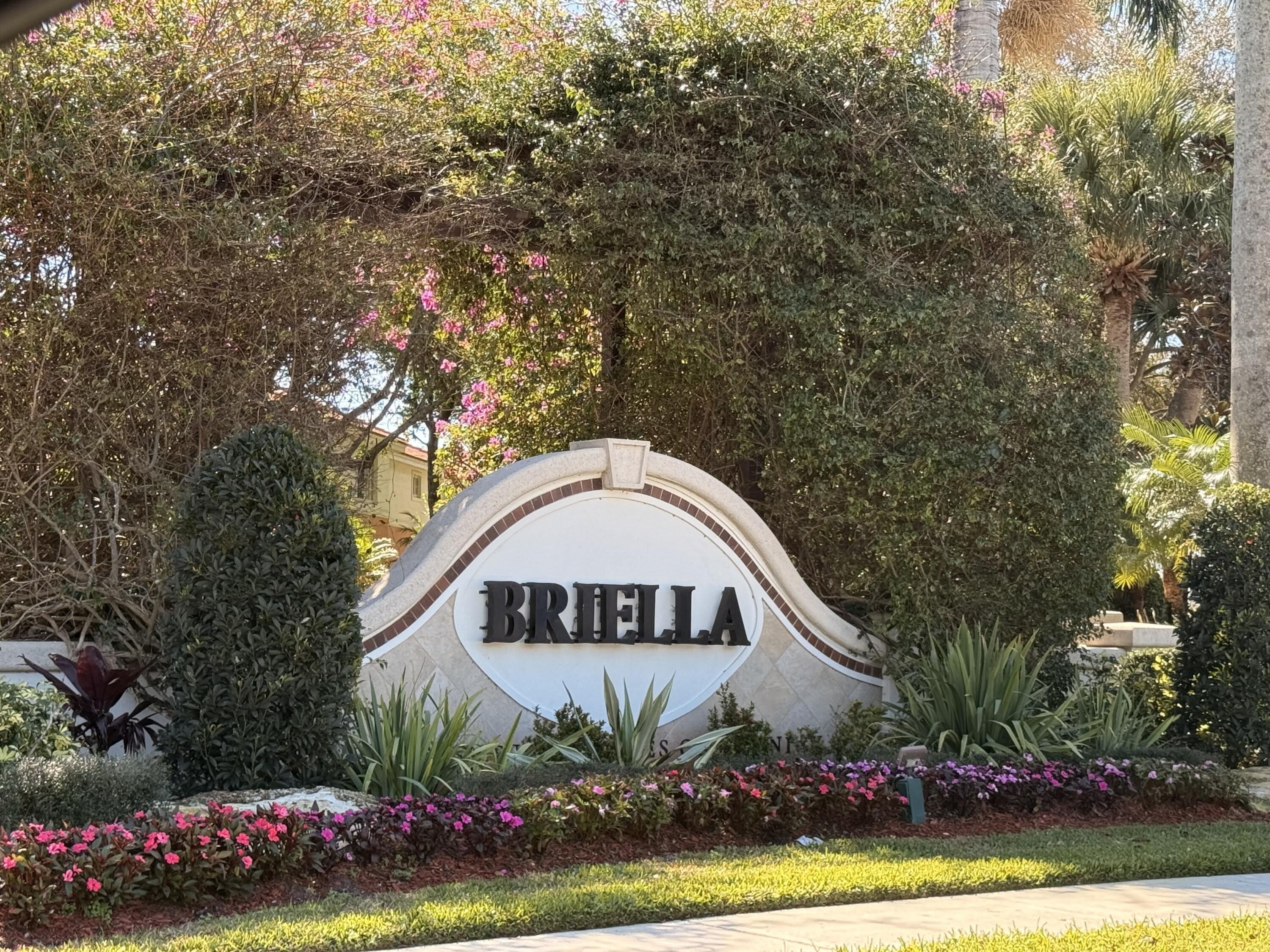 7189 Briella Drive – photo 1