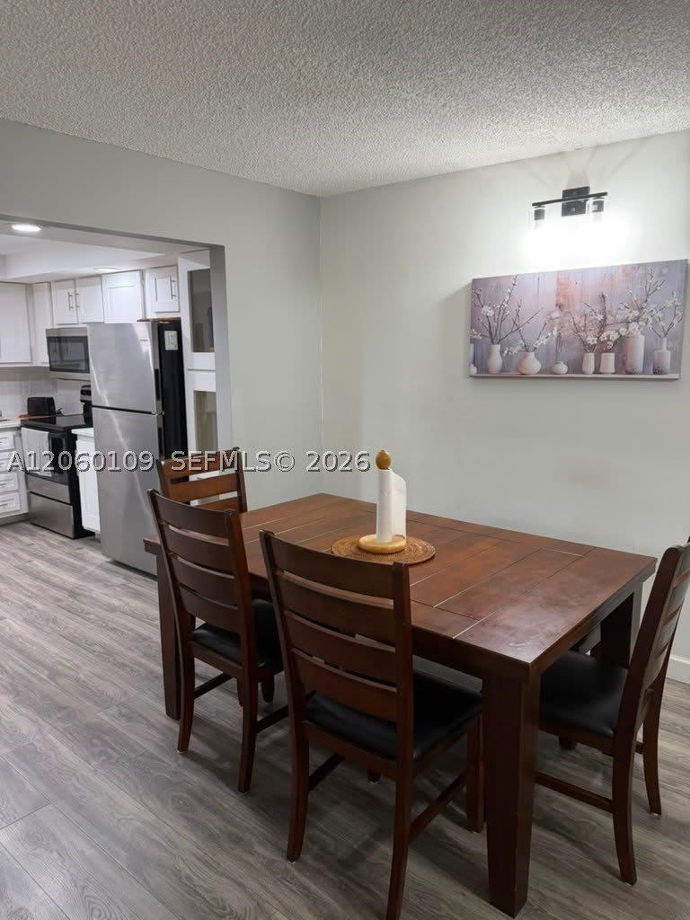 2541 Aragon Blvd – photo 3