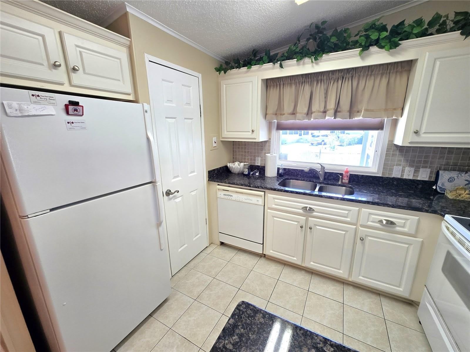 8503 PRINCESS COURT – photo 5
