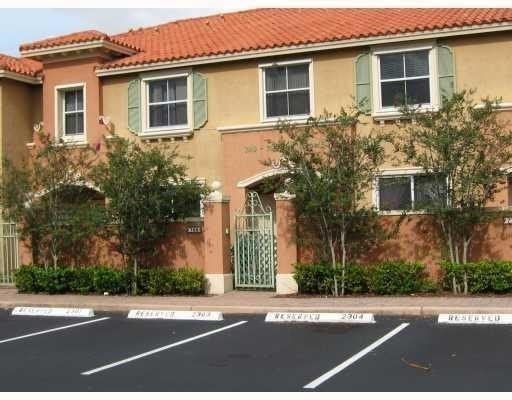 765 SW 107th Avenue – photo 1