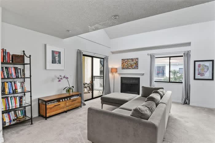 250 Carolina Avenue – photo 2
