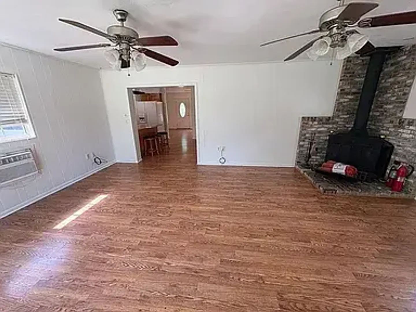 3839 NE 5th St – photo 4
