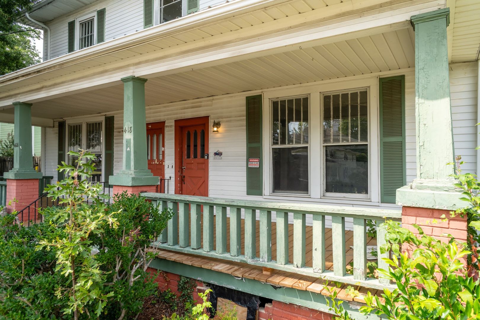 Move In Ready Three Bedroom Home – photo 2