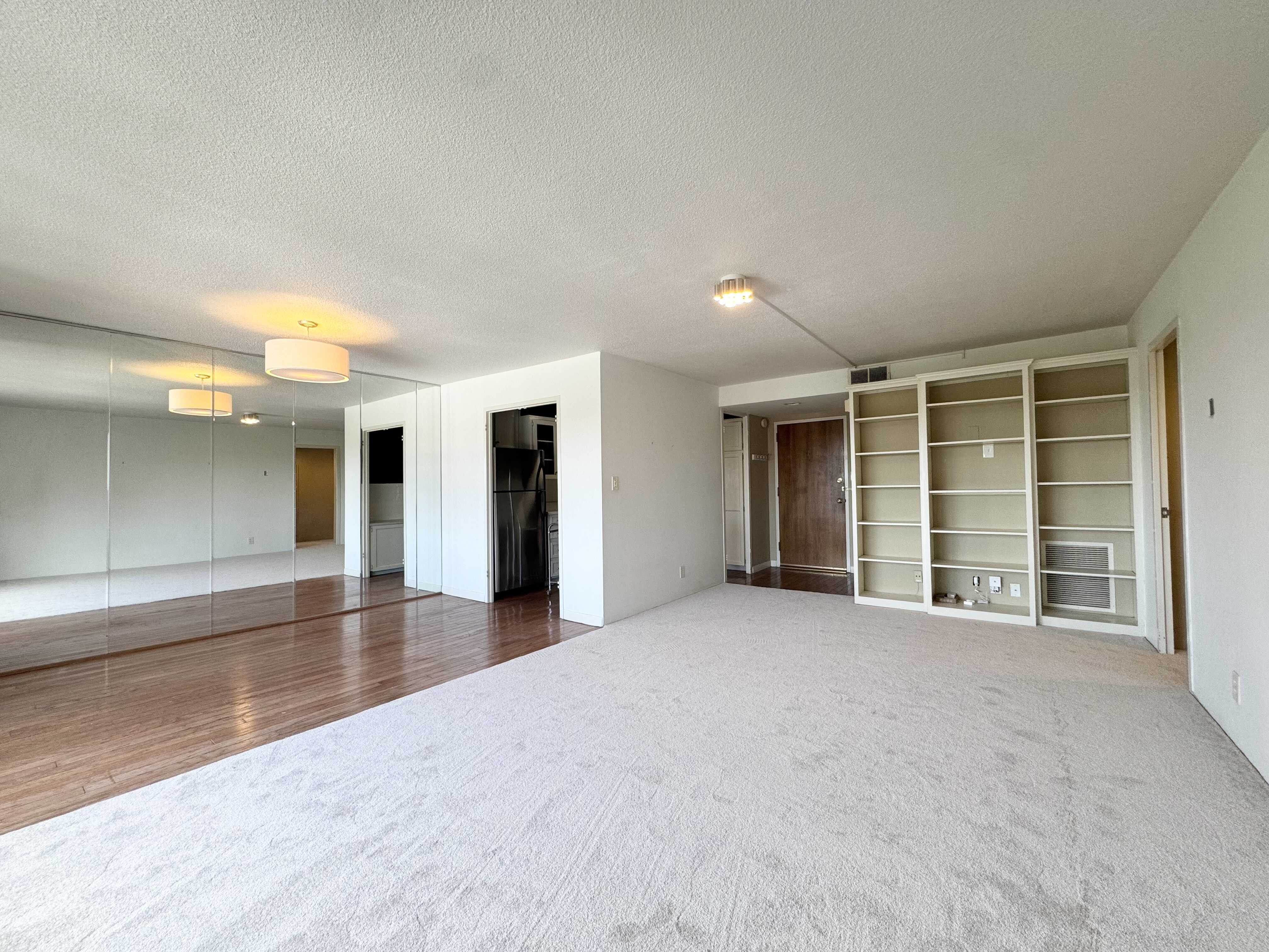 4545 Wornall Road – photo 4