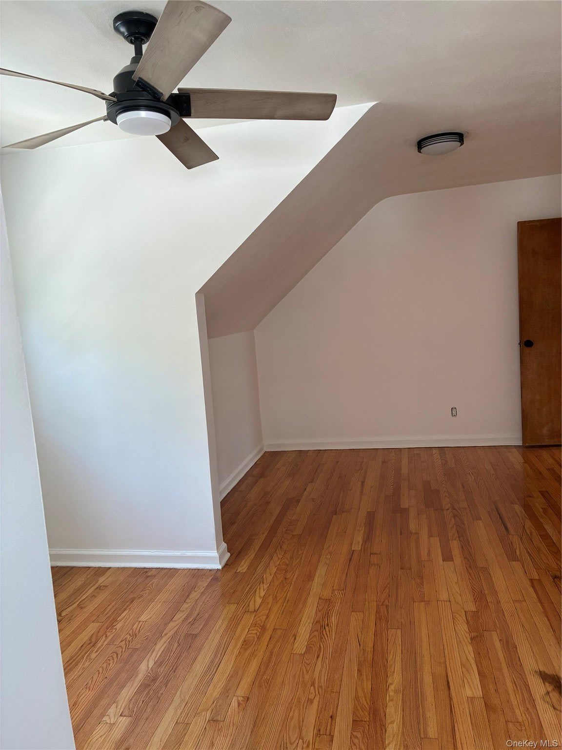 105 Wakefield Avenue – photo 5