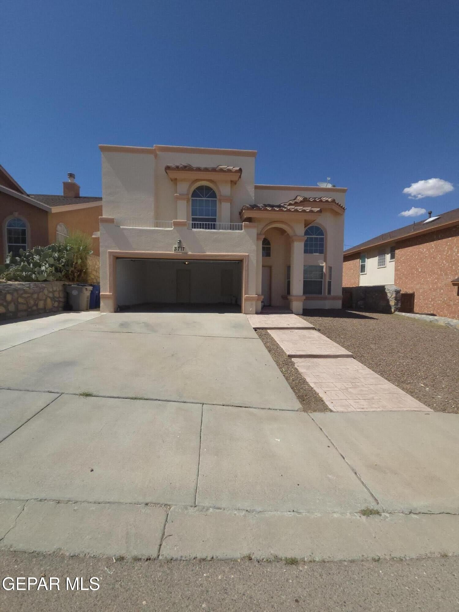 3717 NE HUBBLE Drive – photo 3