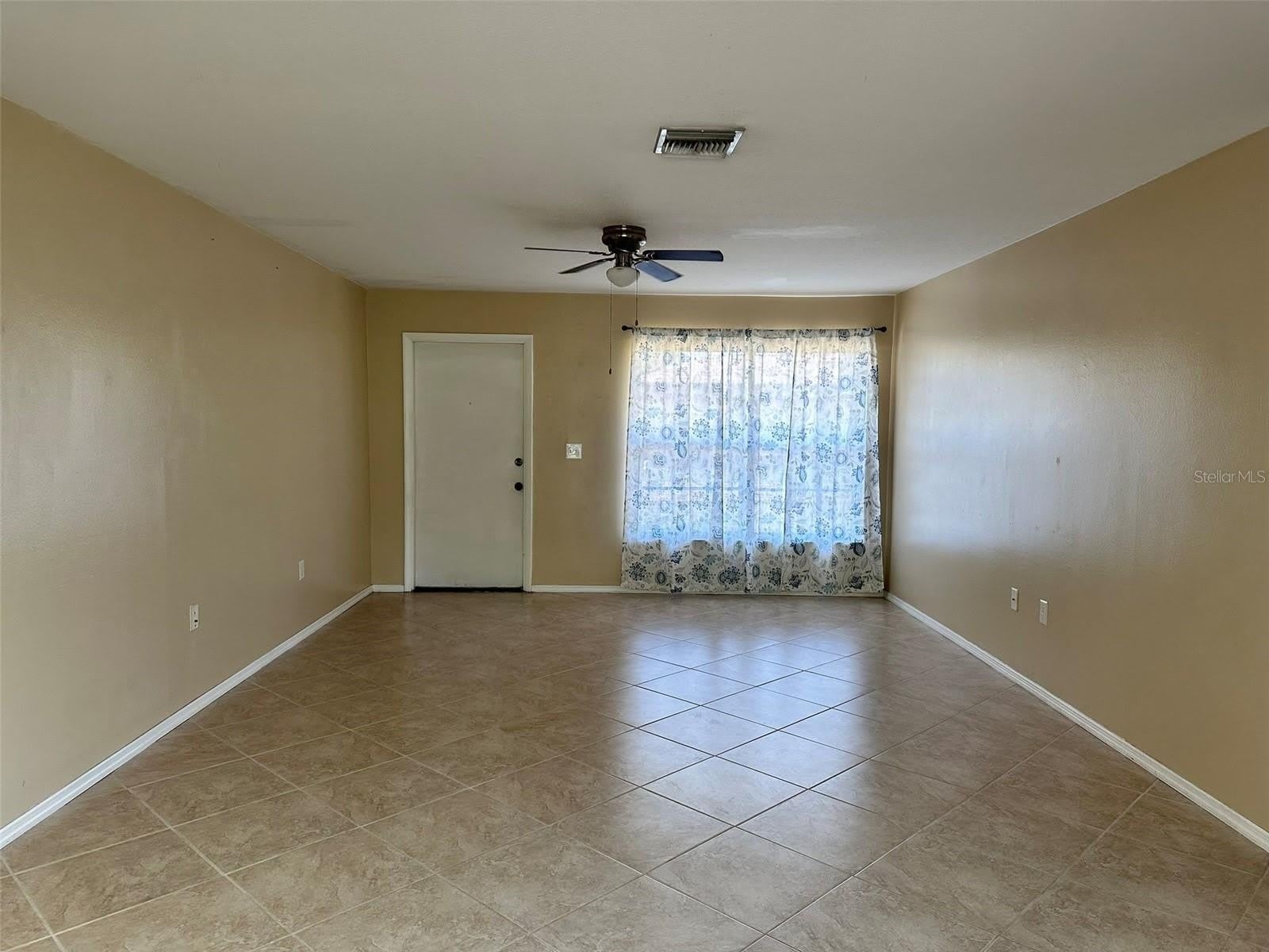 1067 WEBSTER Avenue NW – photo 4