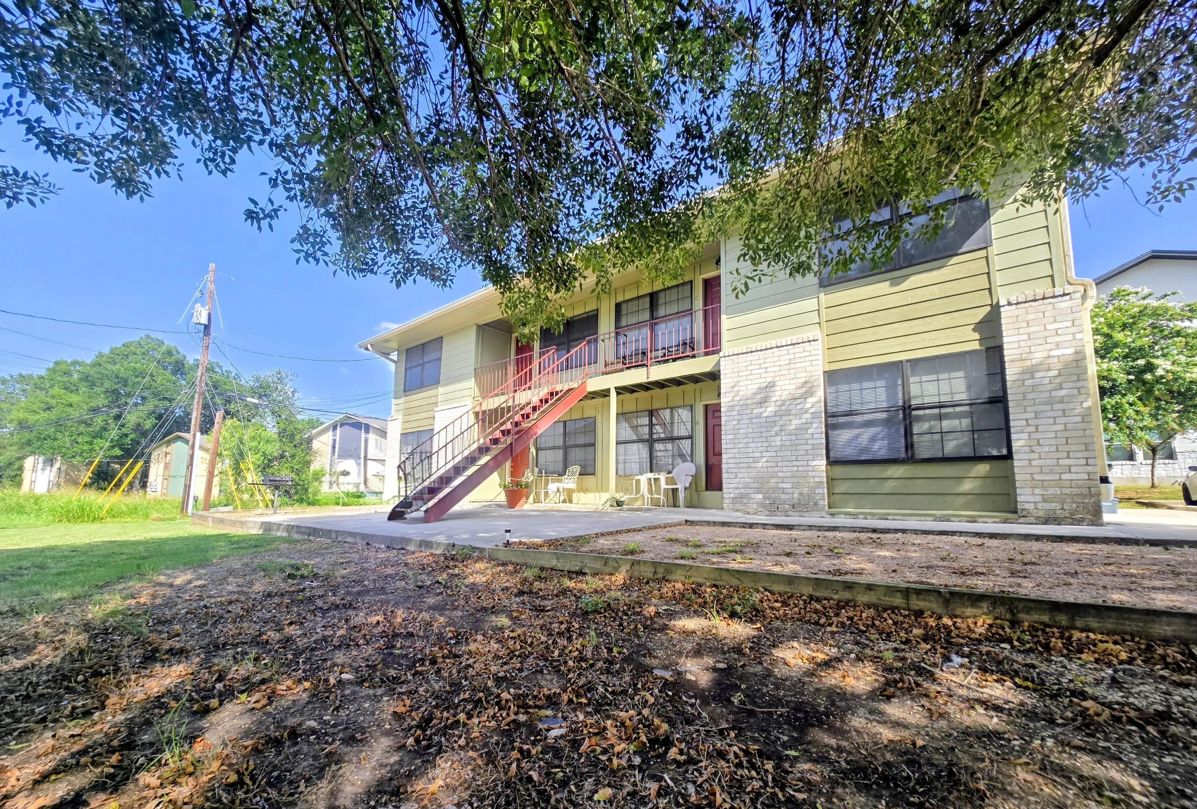 102 Lady Bird Lane – photo 1