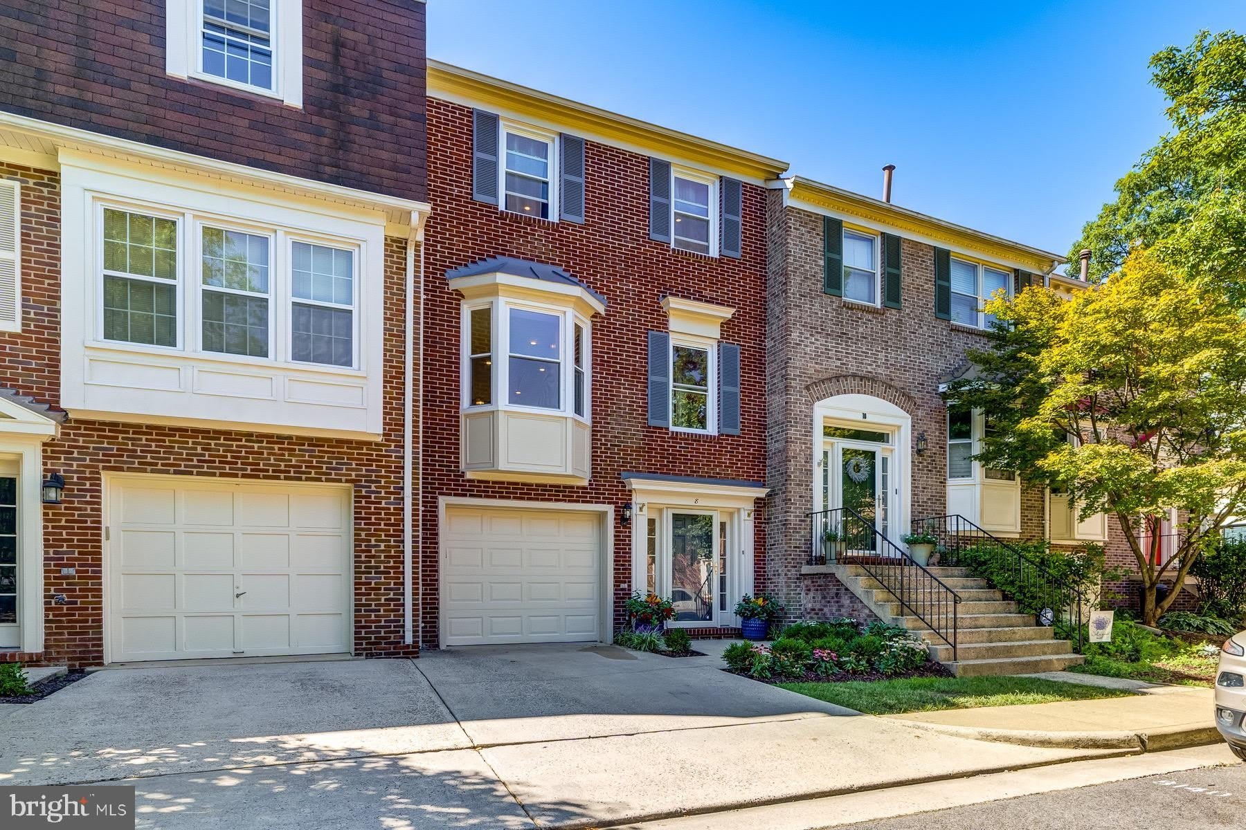 8 CARRIAGE HOUSE Circle – photo 3