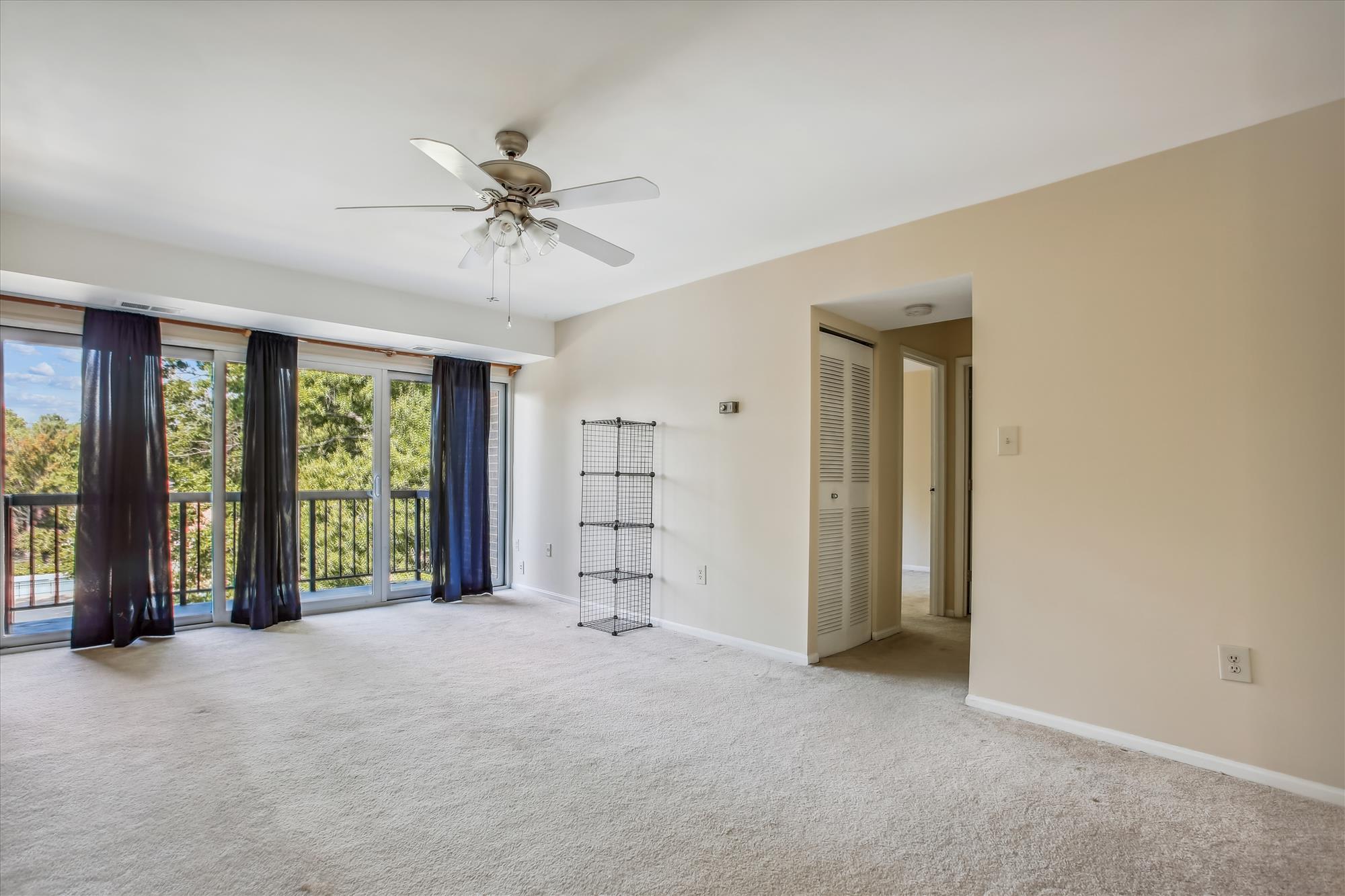 9712 Kingsbridge Dr Apt 303 – photo 5