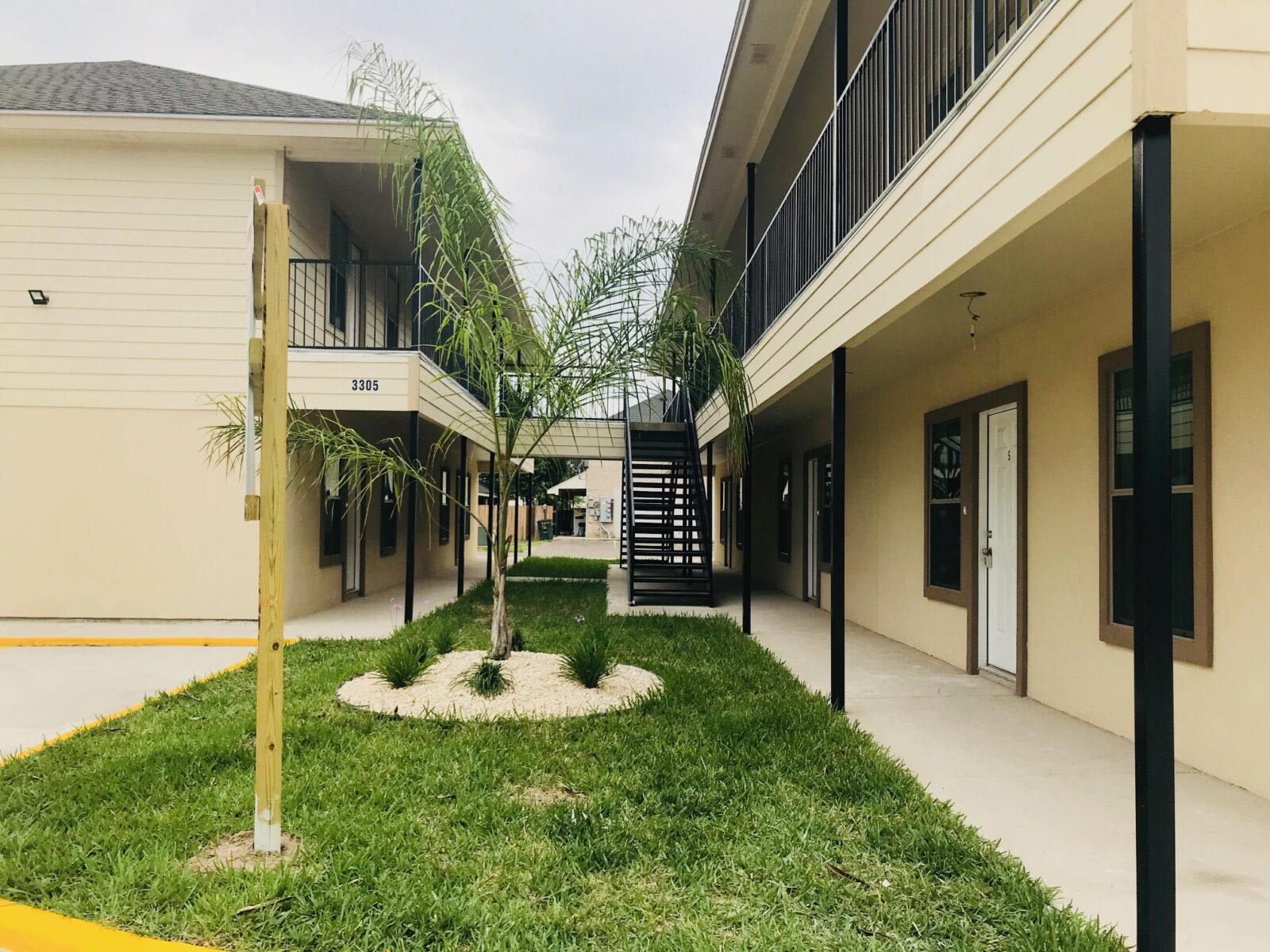 3307 Magdalena St – photo 3