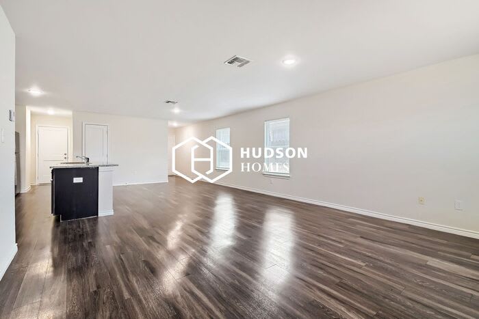 7758 Florence Drive – photo 4