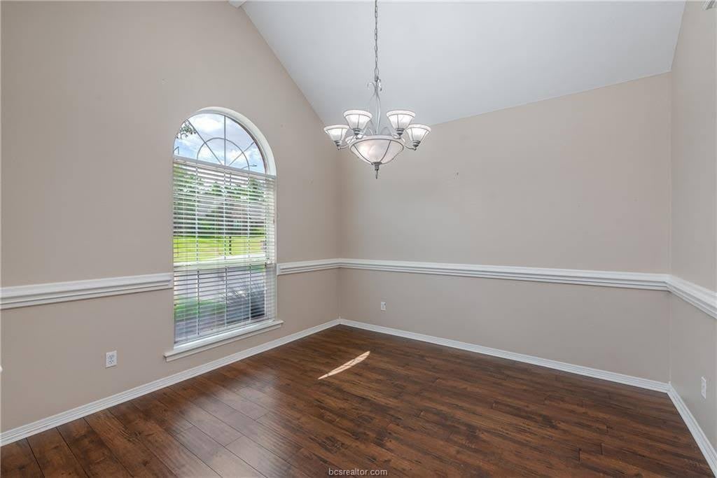 305 Stoney Hills Court – photo 5