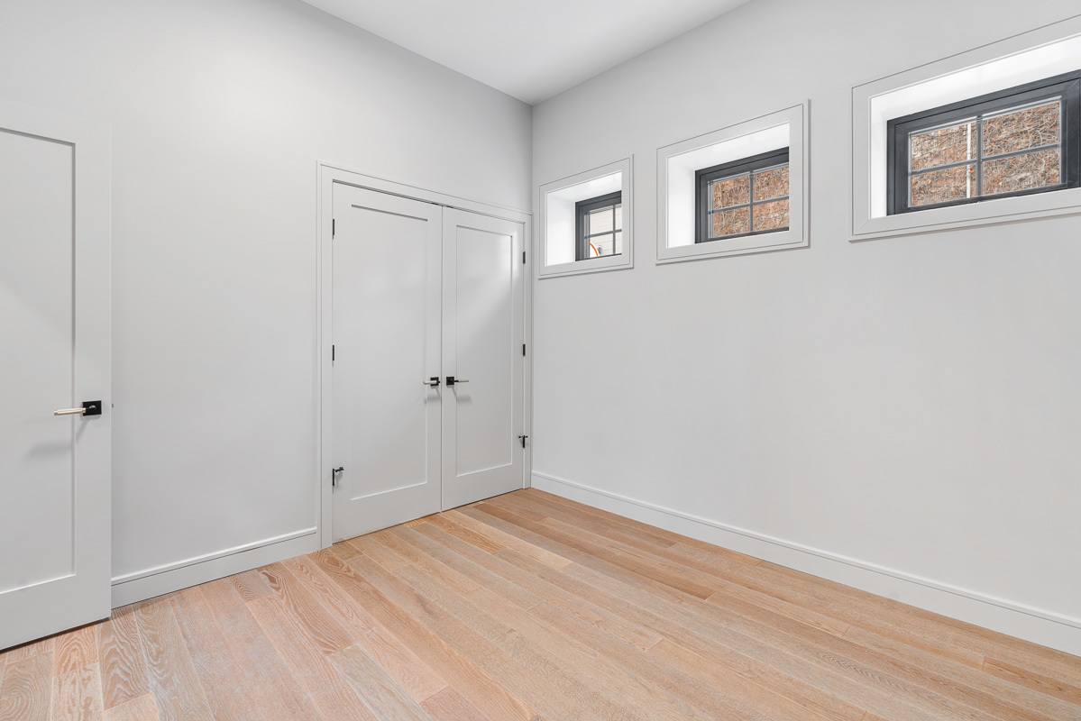 1810 North Wells Street – photo 3