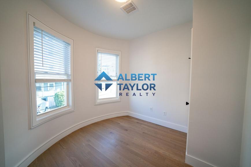 37 Calumet St – photo 1