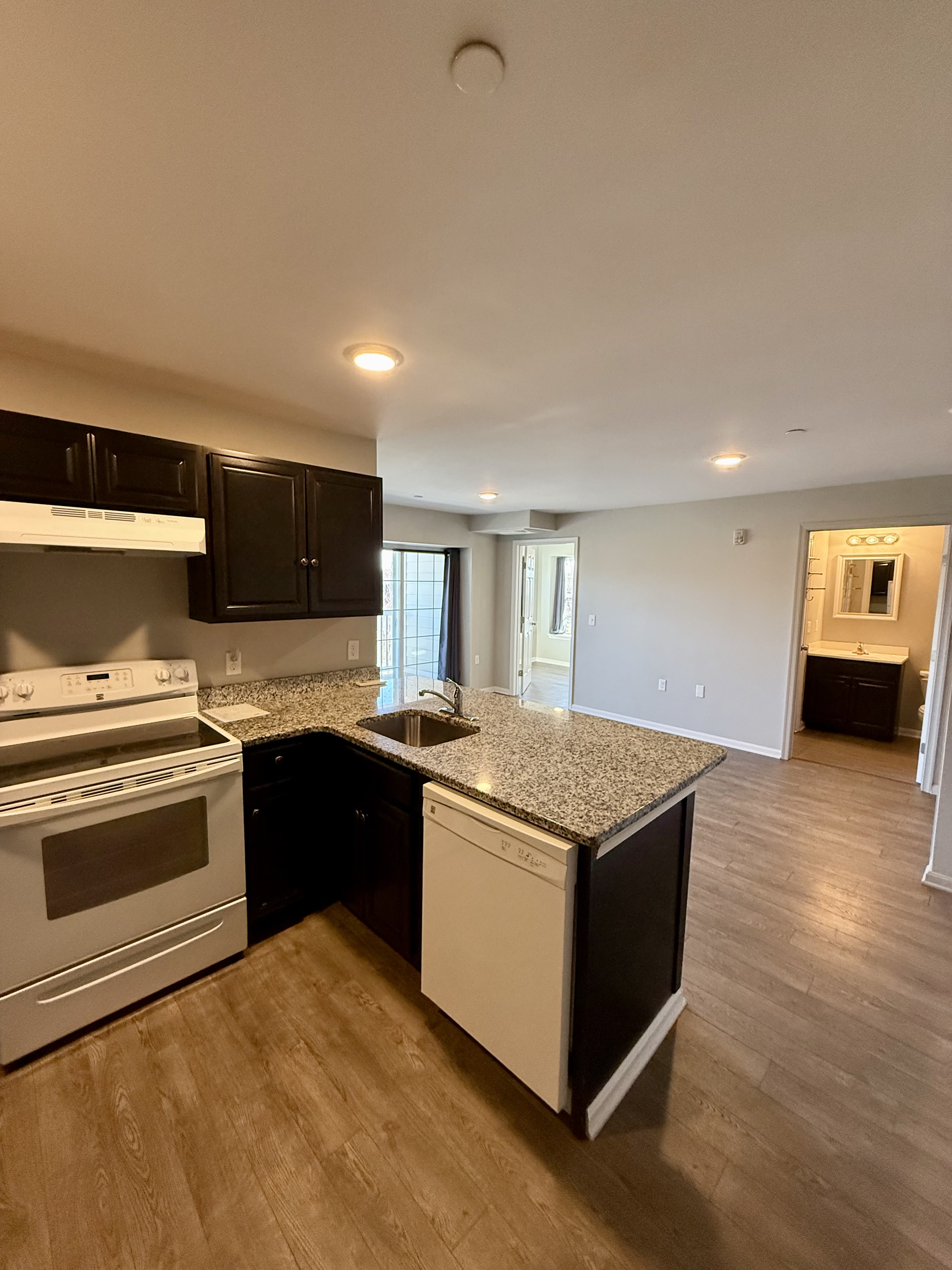 460 Main Street – photo 2