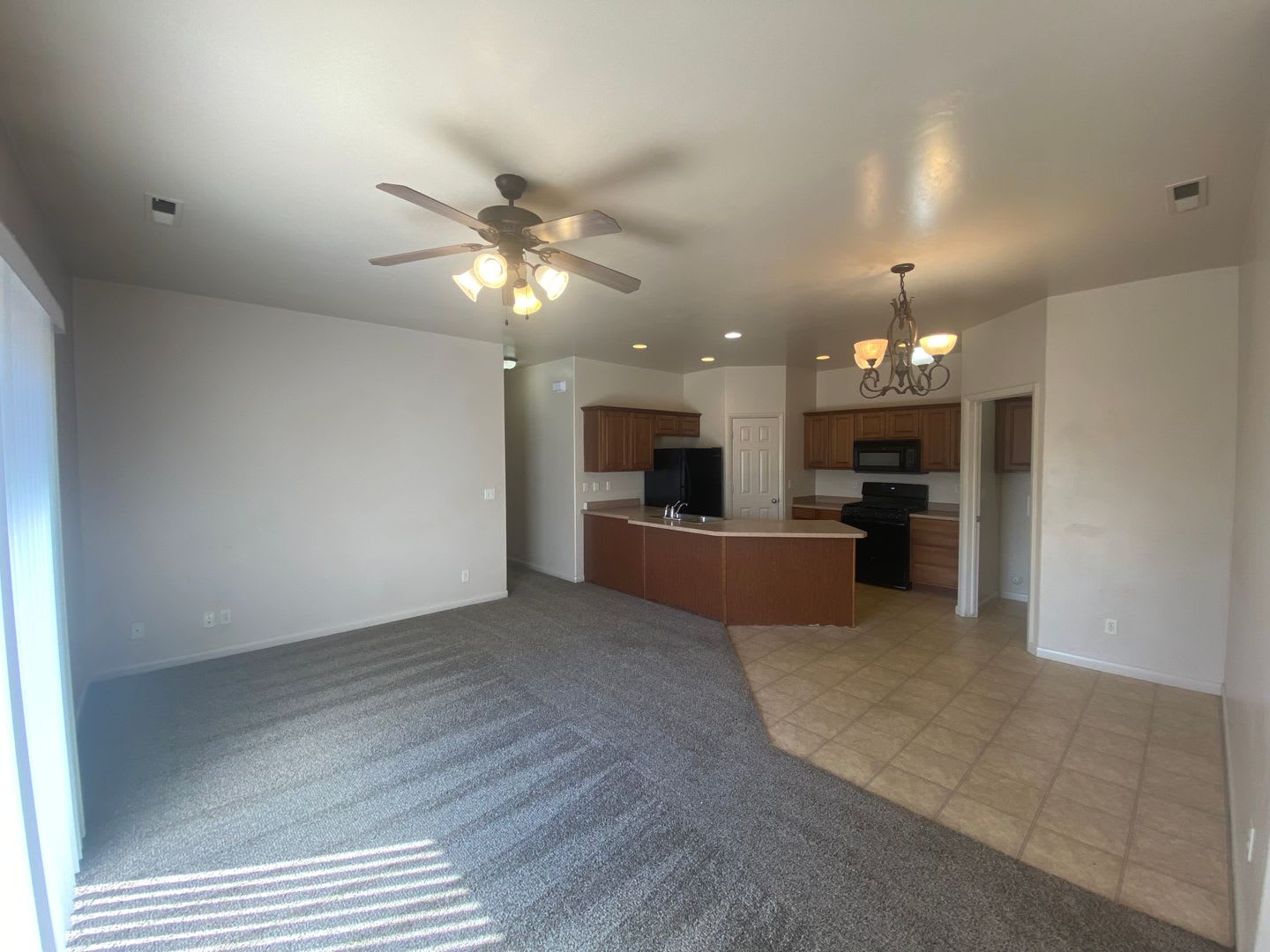 Shadow Mountain Duplex – photo 2