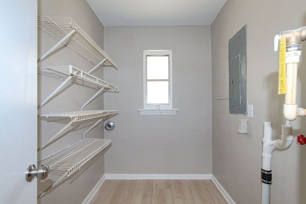 511 Pinehill Road – photo 5
