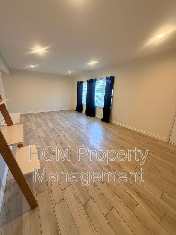 16065 Mount Pico Ct. – photo 4