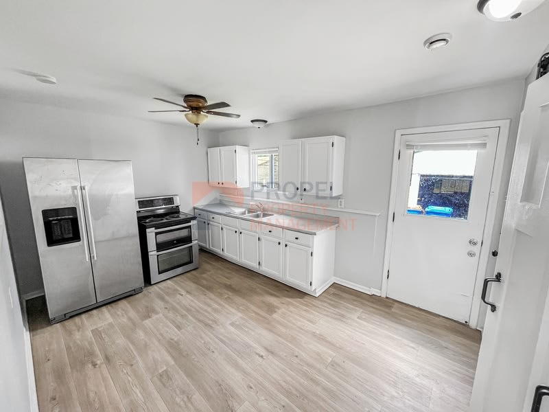 14387 Leonard Avenue – photo 3