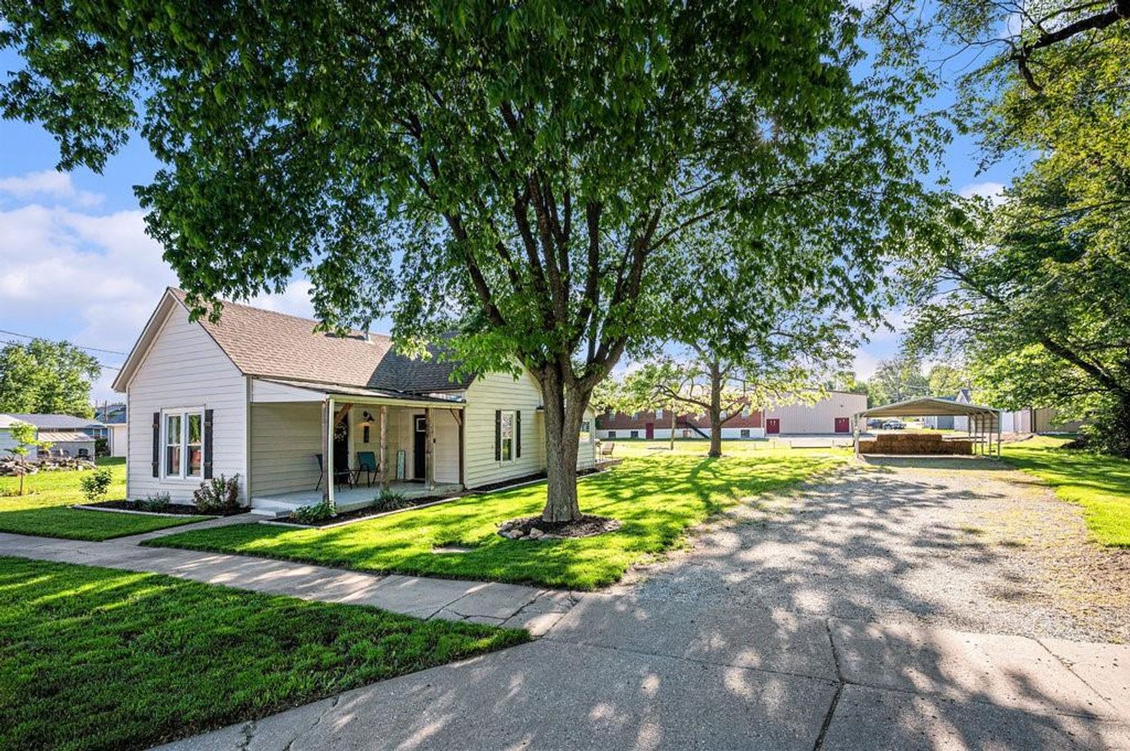 Coming Soon – Newly Rehabbed SF in Smithville! – photo 2