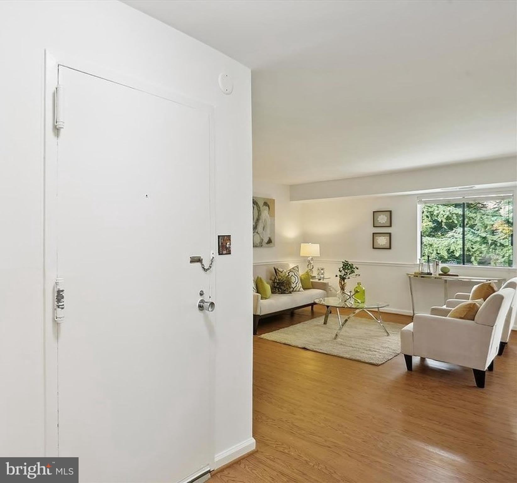 10 MONROE Street – photo 2