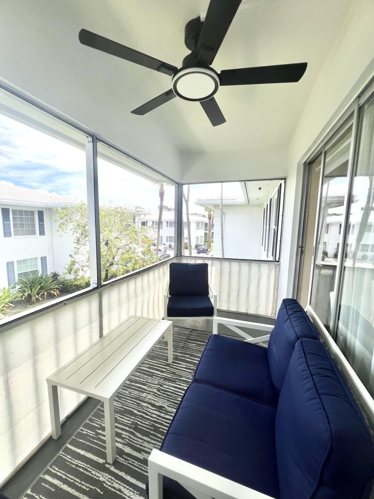 2211 NE 67th Street – photo 4