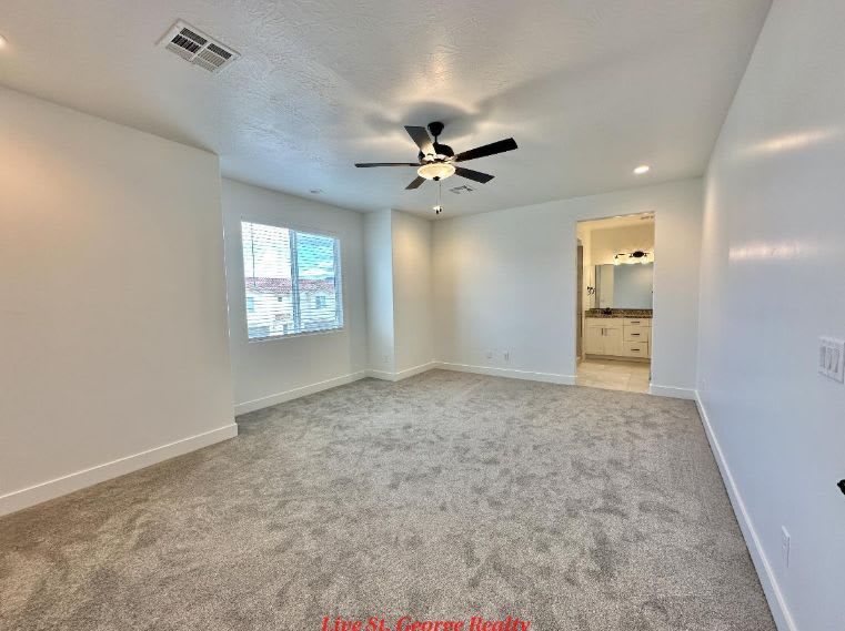 320 N 2470 W – photo 5