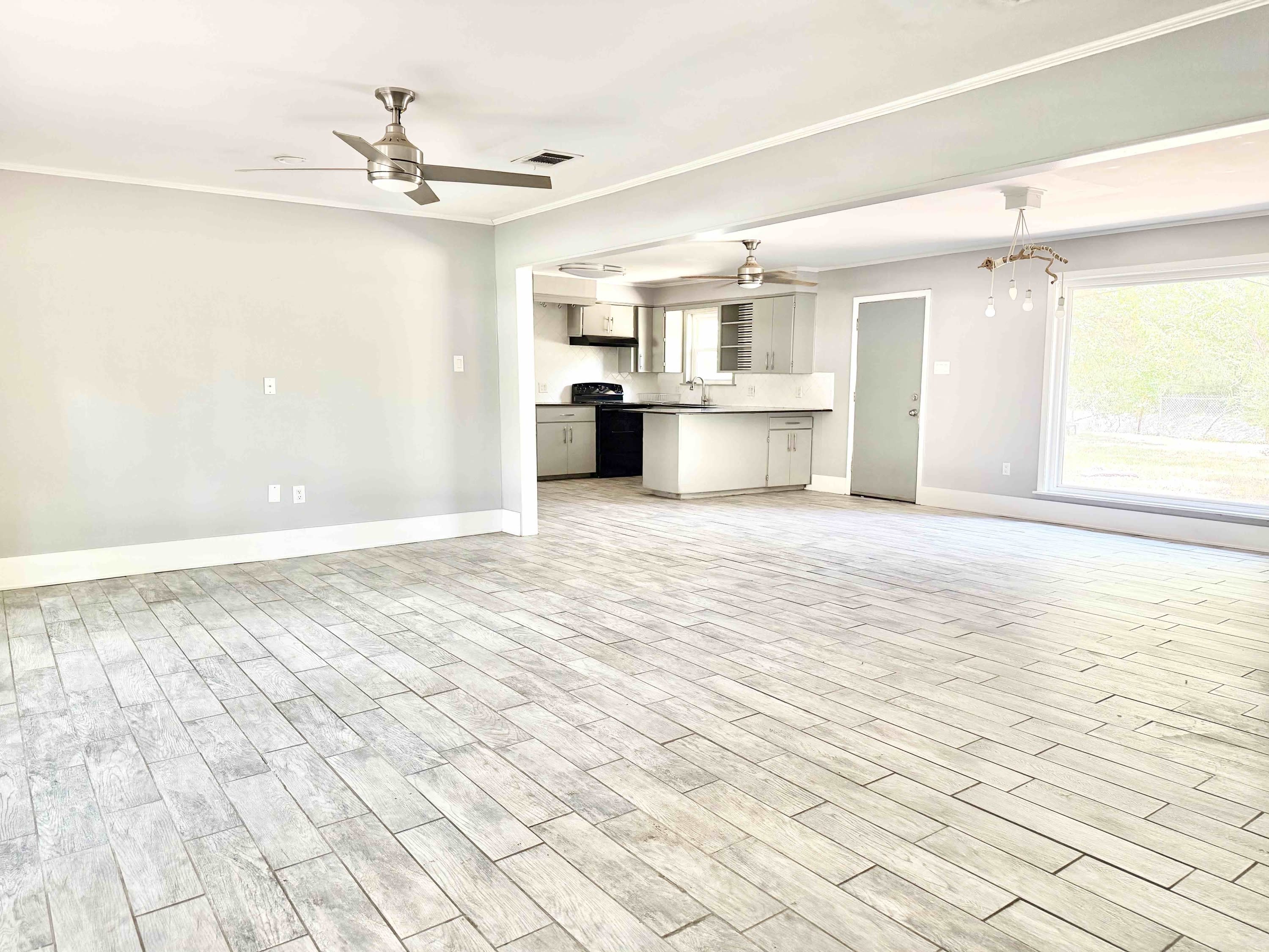 735 Westbrook Drive – photo 3