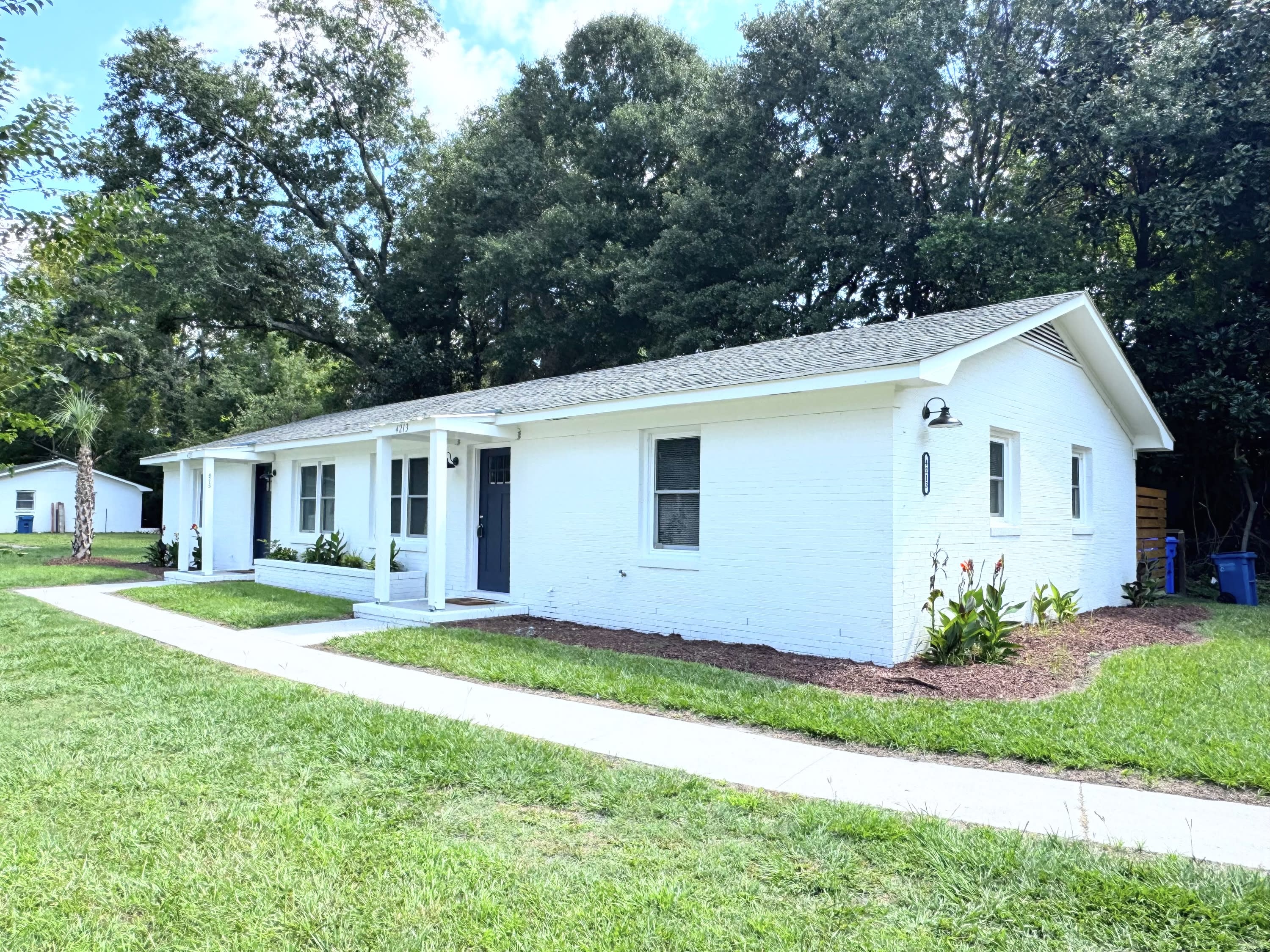 4213 Peachtree Ave. – photo 3