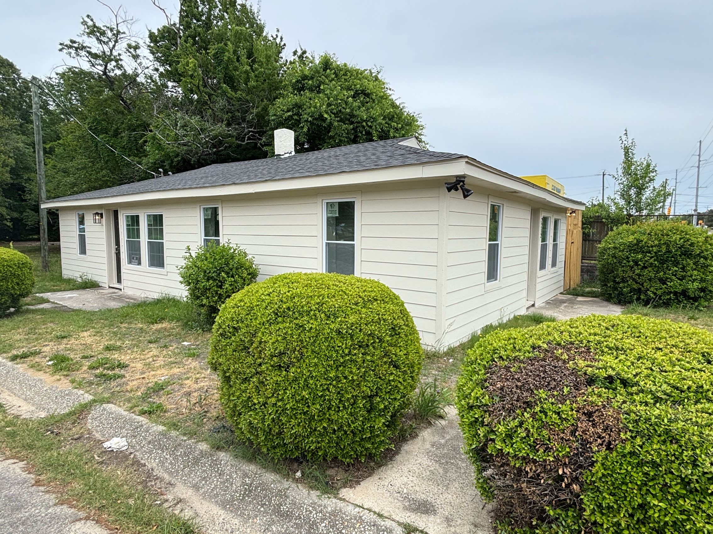 2212 Murchison Road – photo 1