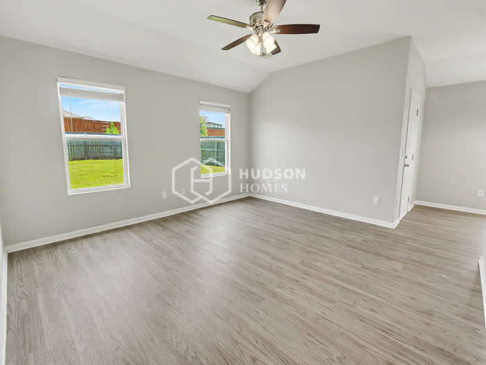 681 Deerwood Drive – photo 3