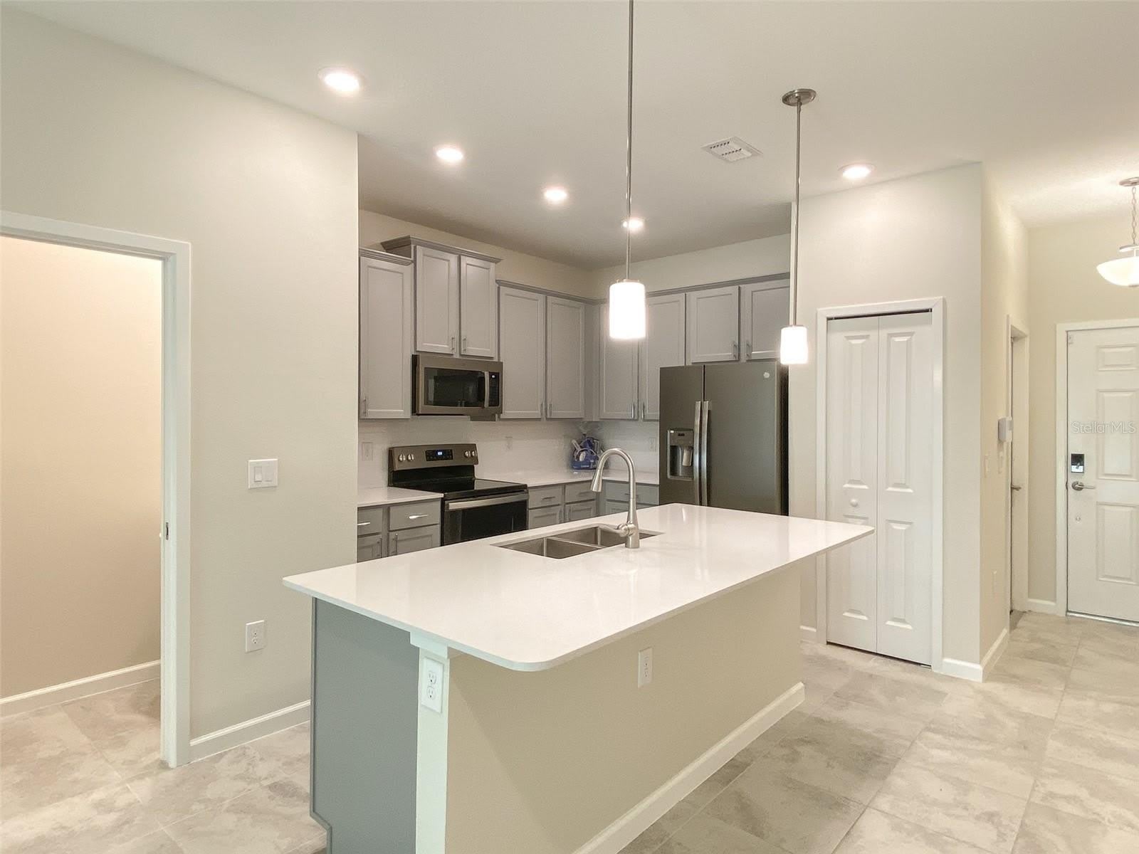 10010 RED EAGLE Drive – photo 4