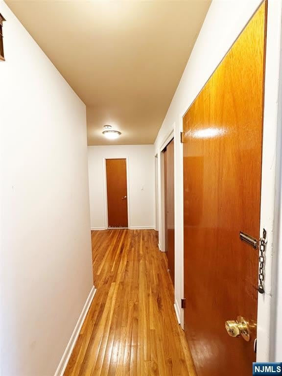 121 Edsall Avenue – photo 5