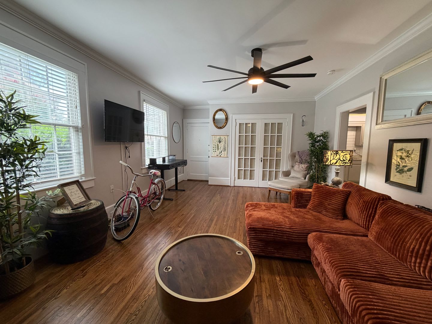 1 Bedroom Condo In Elizabeth Furnished Option Available – photo 5