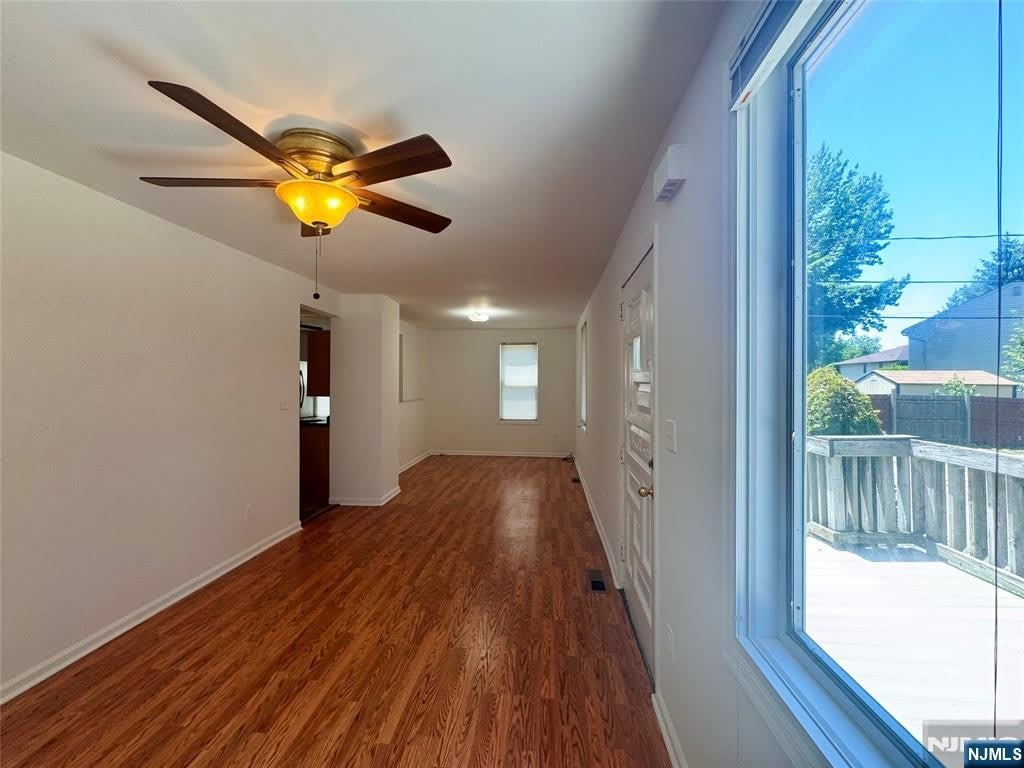 1 Cedar Lane – photo 2