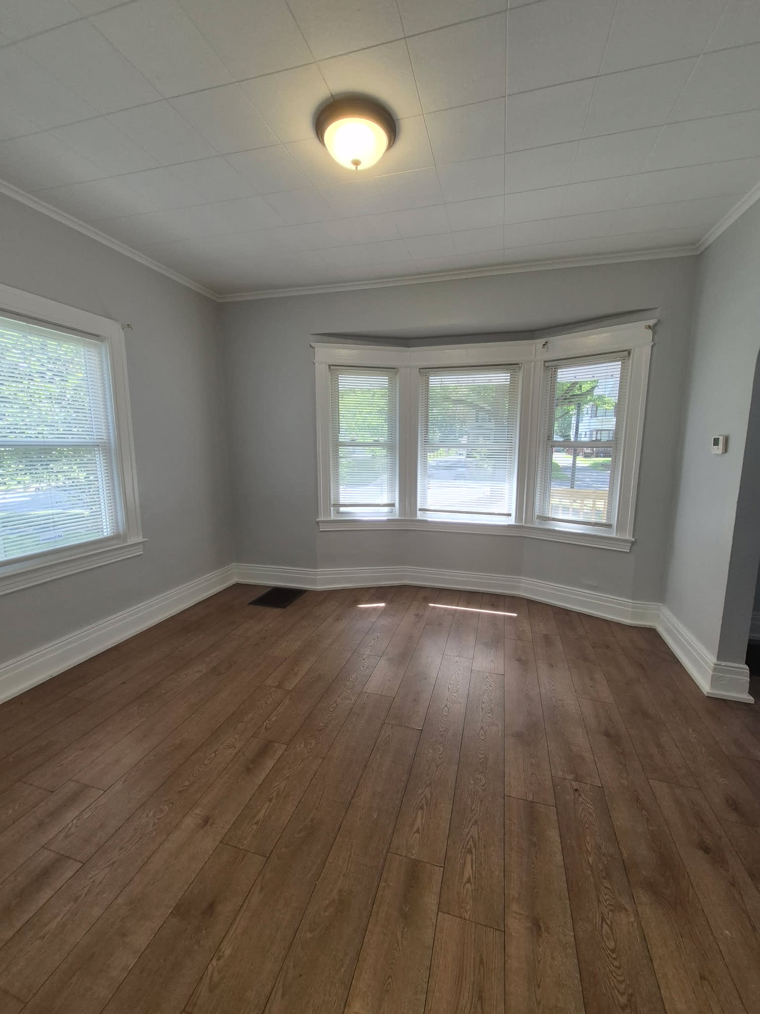 692 Chili Avenue – photo 2
