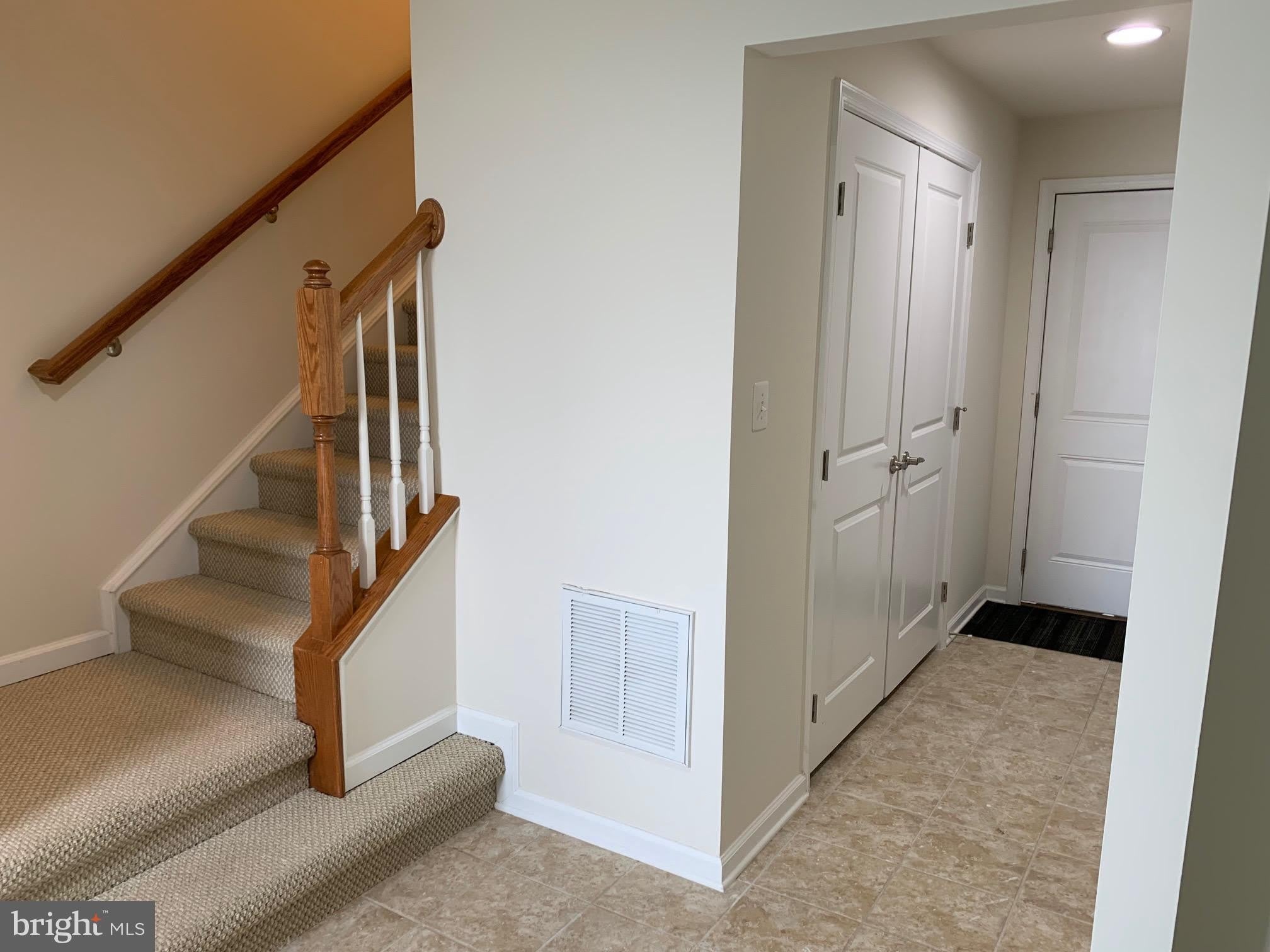 9022 RANDOLPH Circle – photo 3