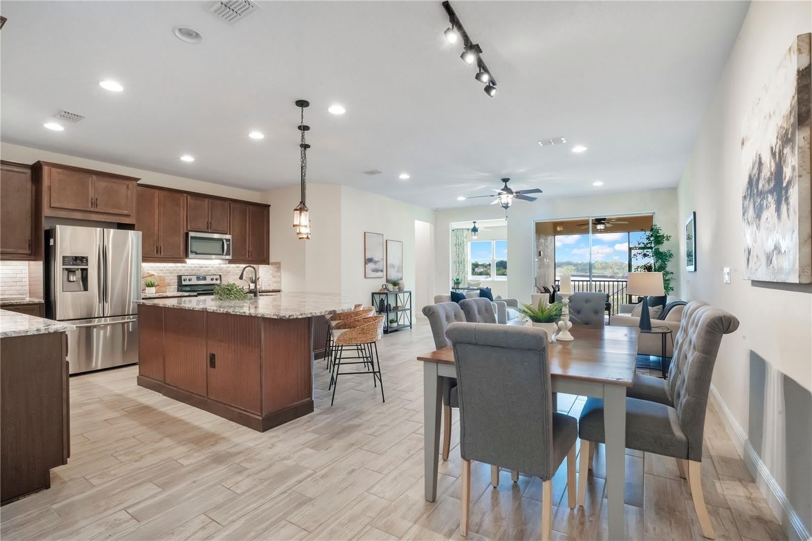 9009 PALM KEY Avenue – photo 2
