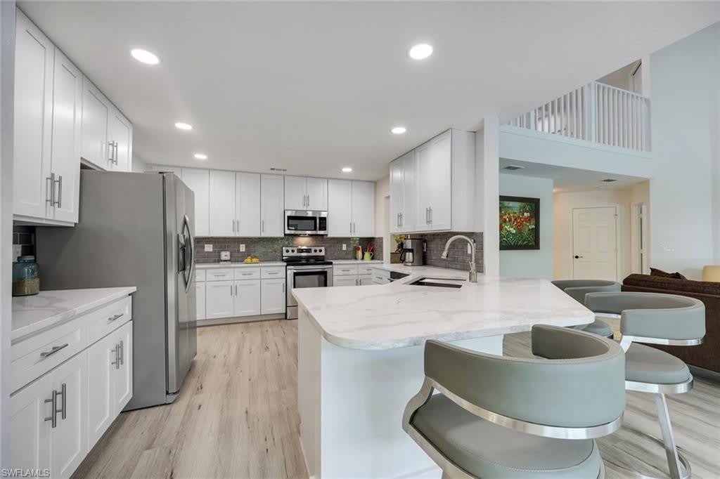 335 Lambton Ln – photo 4
