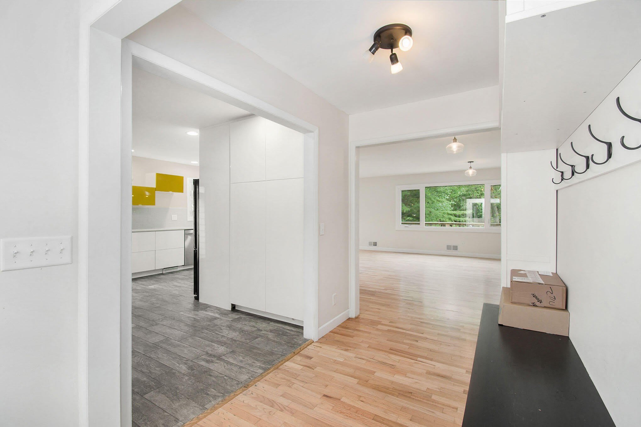 11958 Yorkshire Drive – photo 2