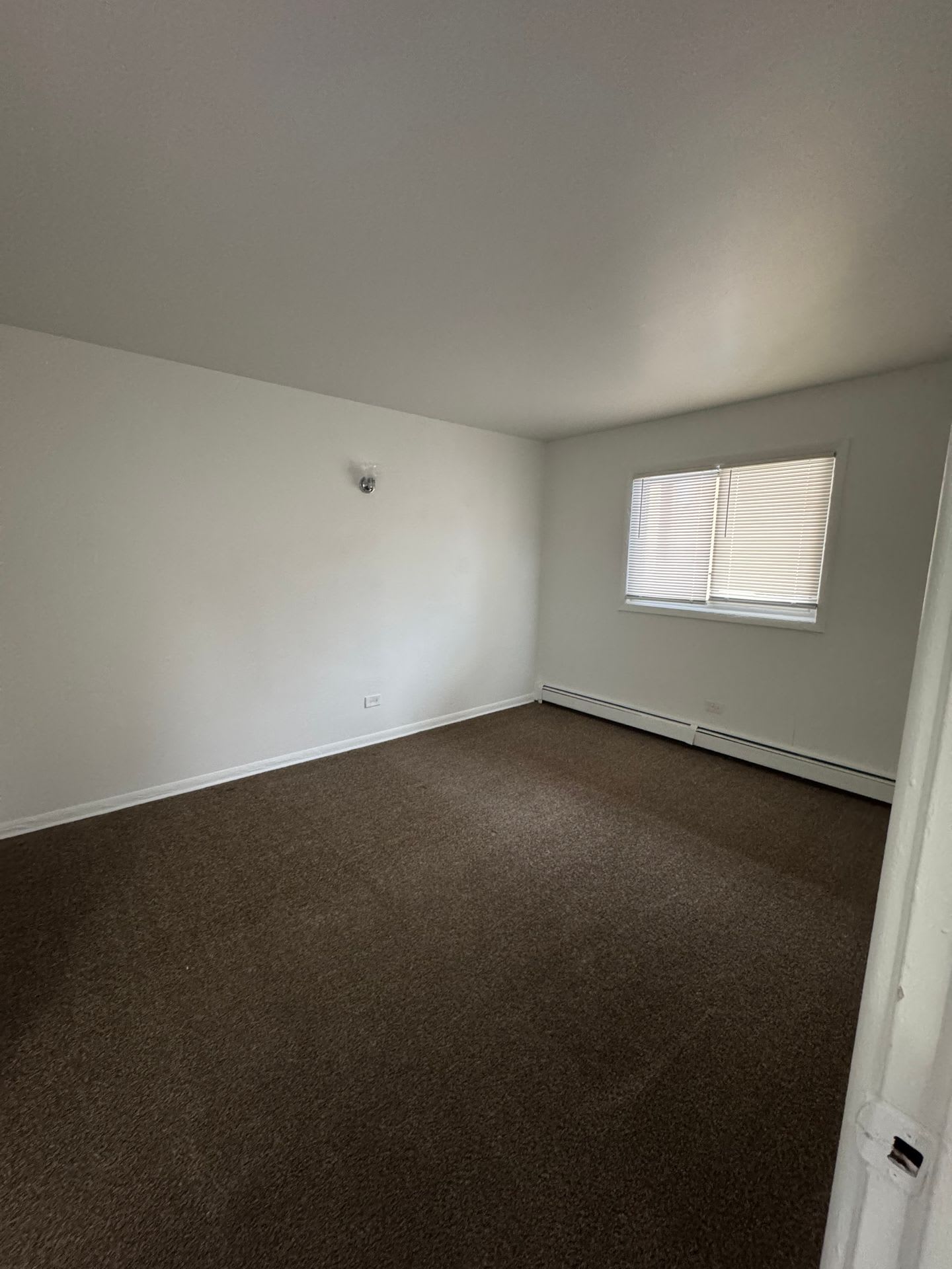 7949 S Winchester Ave – photo 3