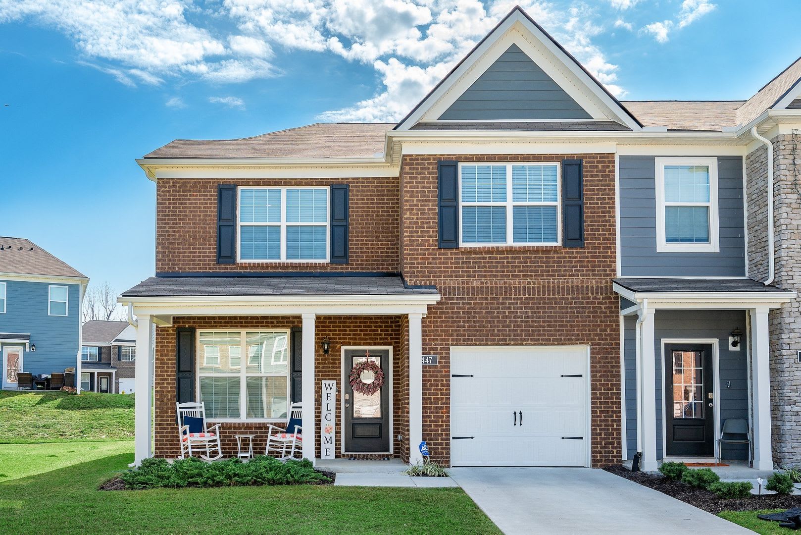 Move In Ready End Unit Townhome – photo 1