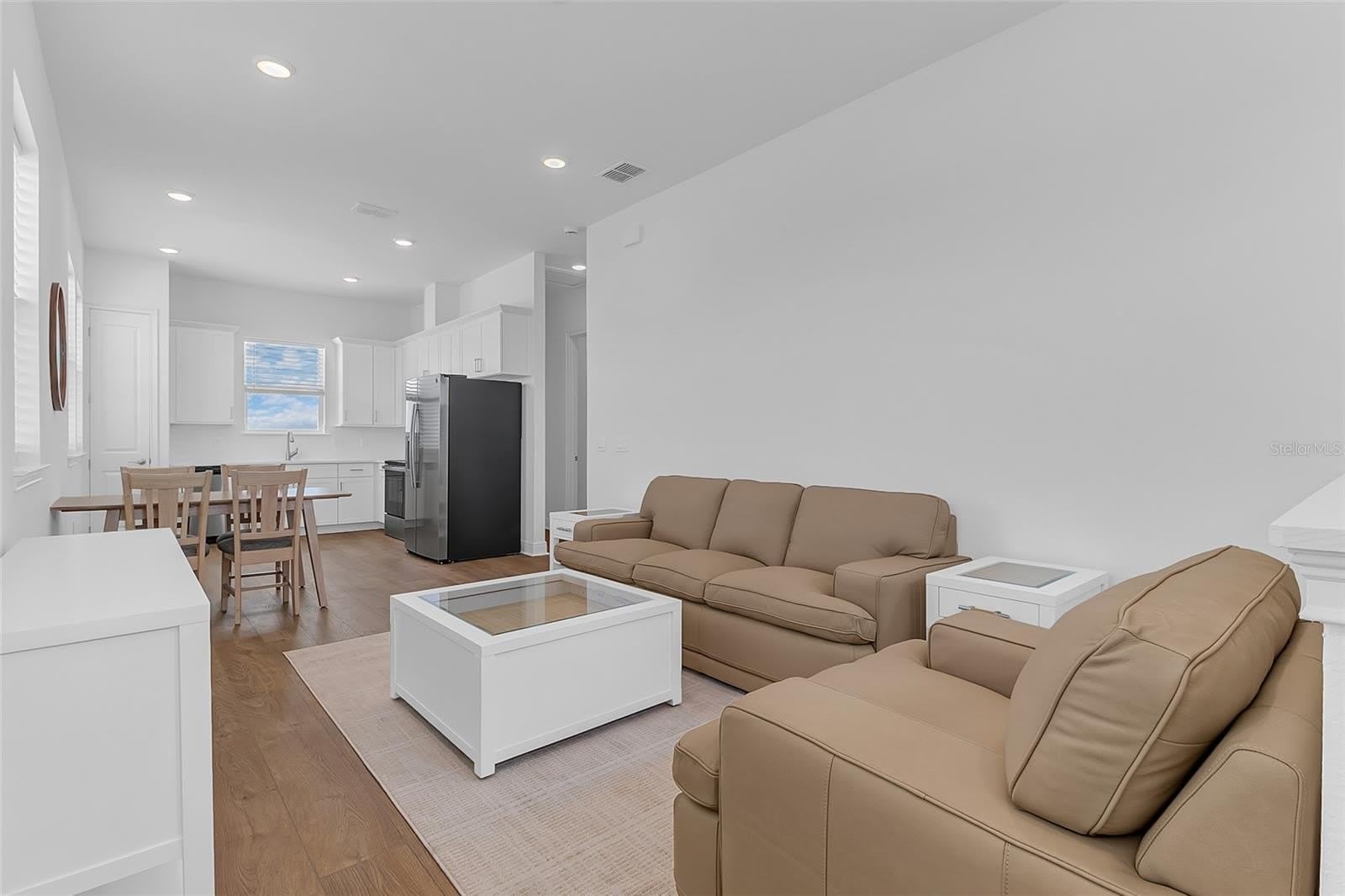 9687 Macbride Drive – photo 4