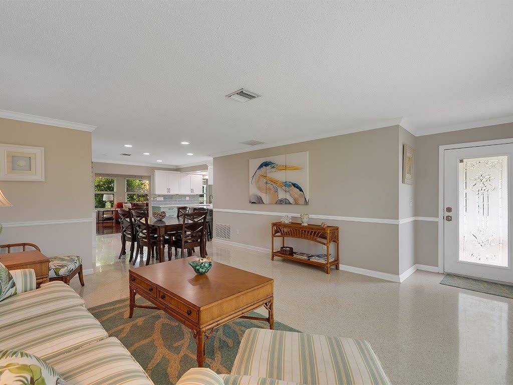 816 Acacia Road – photo 4