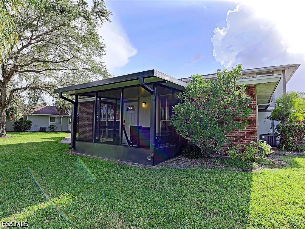 5804 Newfoundland Circle – photo 2
