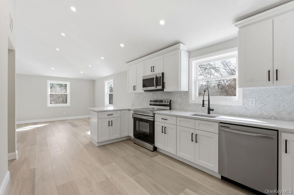 452 Montauk Highway – photo 4