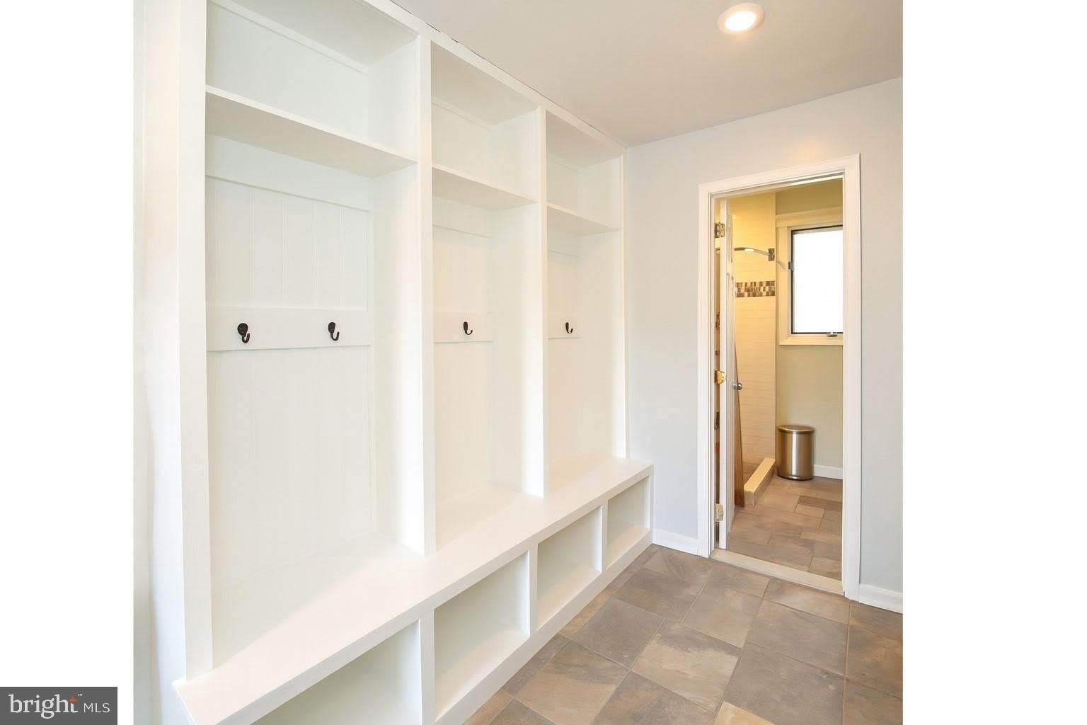 1120 CYMRY Drive – photo 5