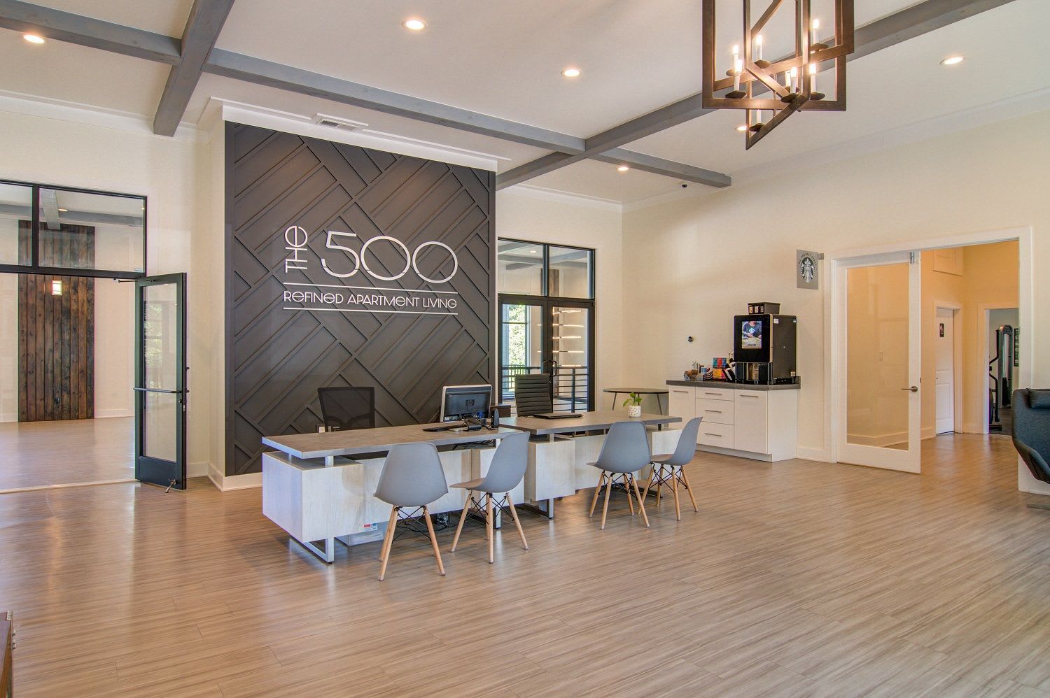 The 500 – photo 3