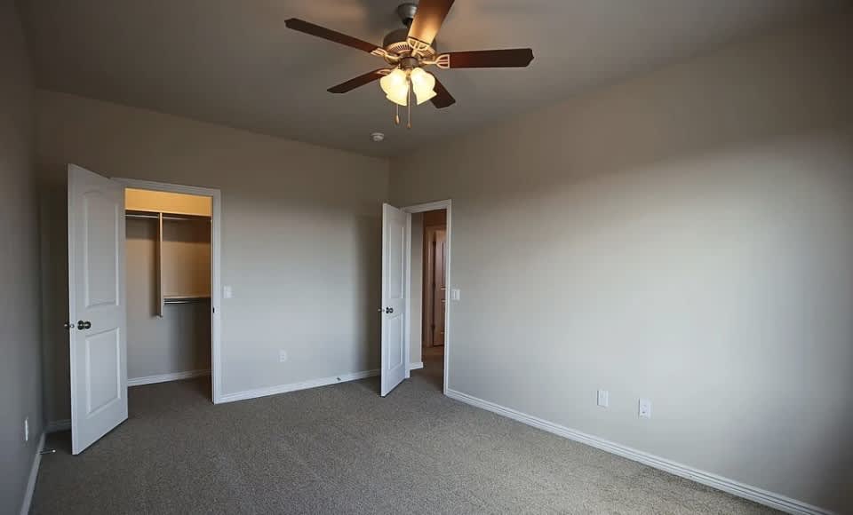 1456 W. Clinton Way – photo 4